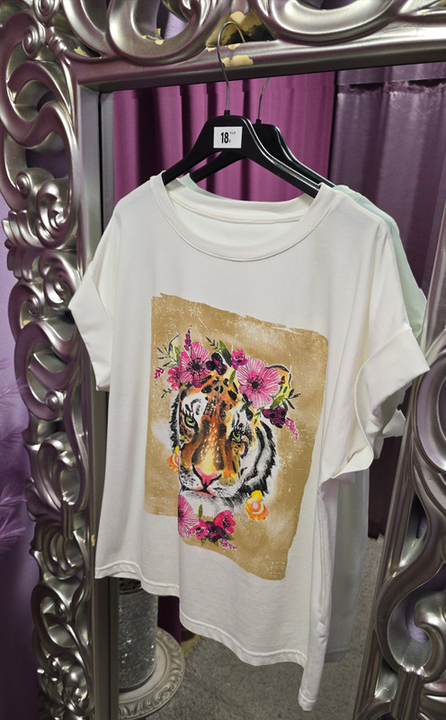 Camiseta tigre flores